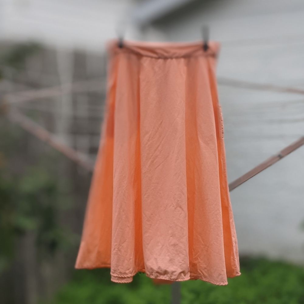 Vintage Peach Full Midi Skirt - Picture 6 of 8